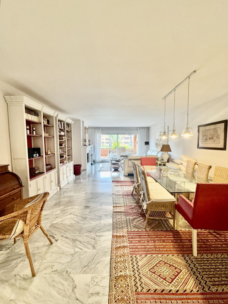 Penthouse Duplex Guadalmina Baja