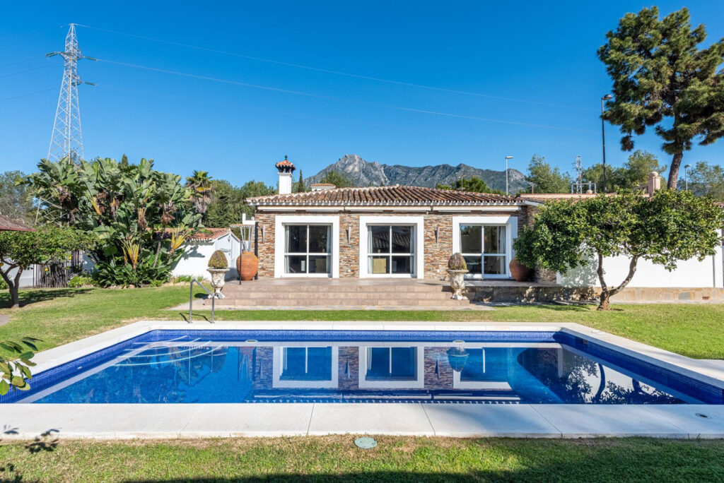 Detached Villa The Golden Mile