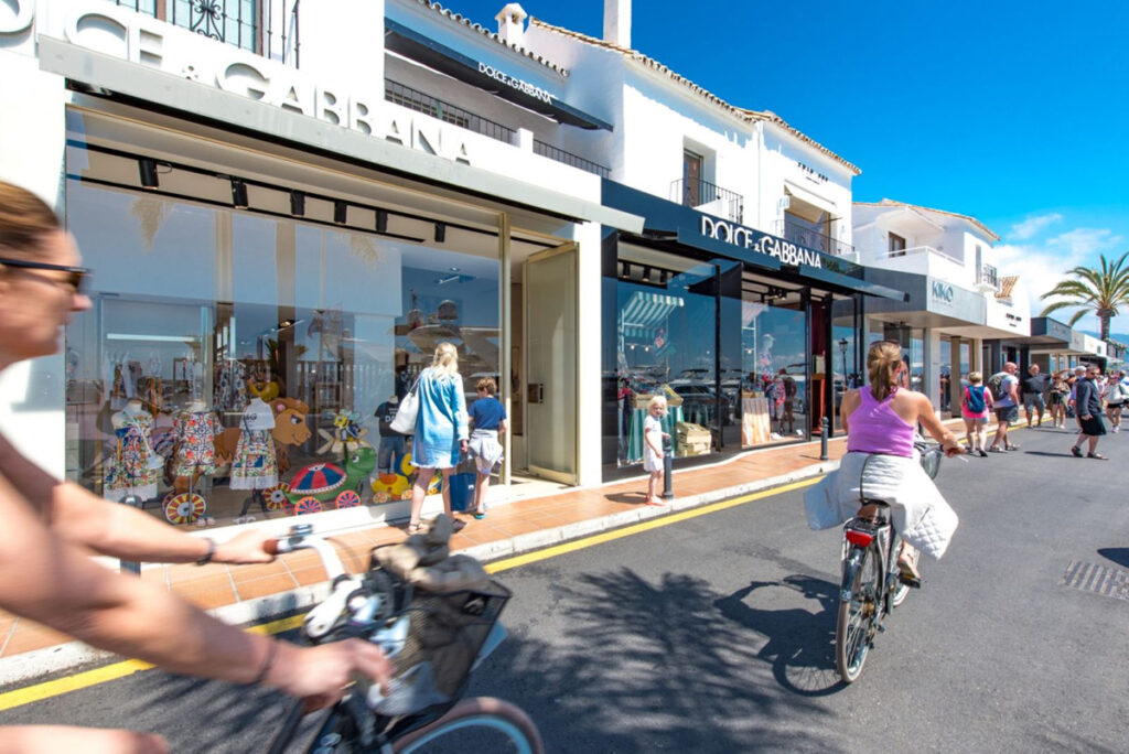 Middle Floor Apartment The Golden Mile