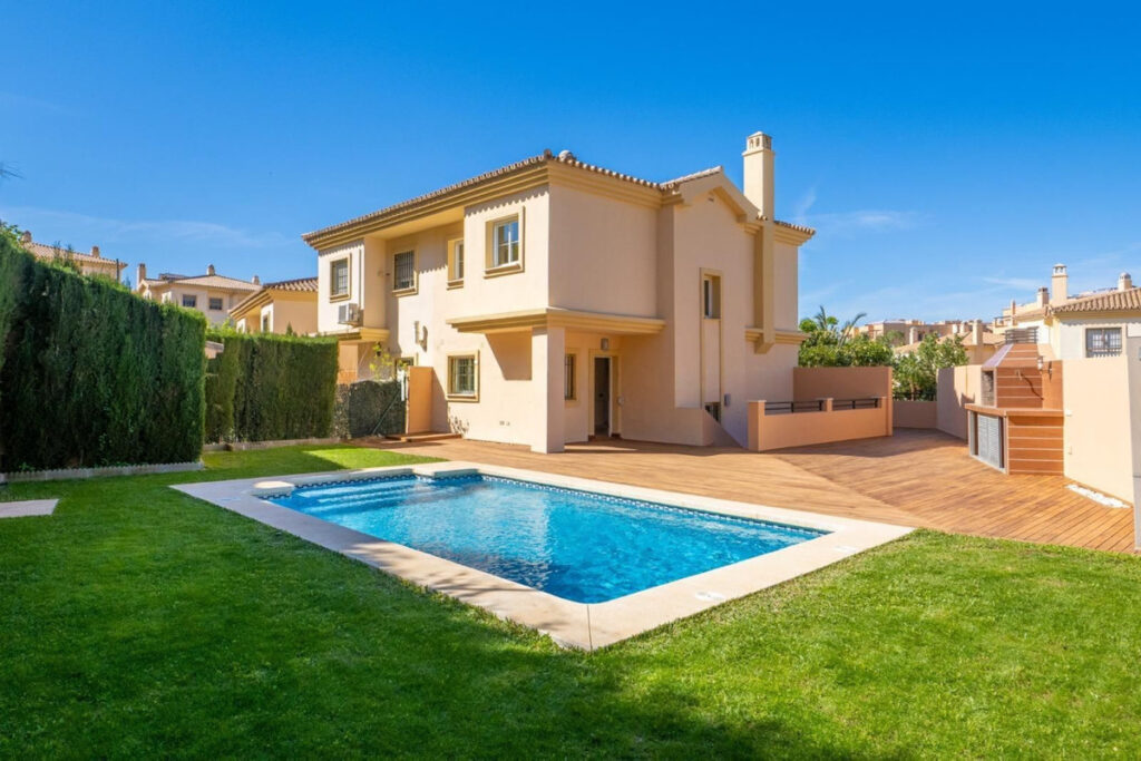 Detached Villa Fuengirola