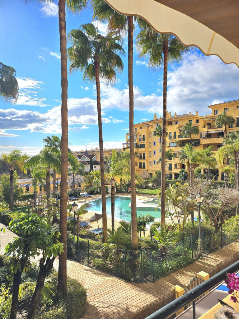 Middle Floor Apartment San Pedro de Alcántara