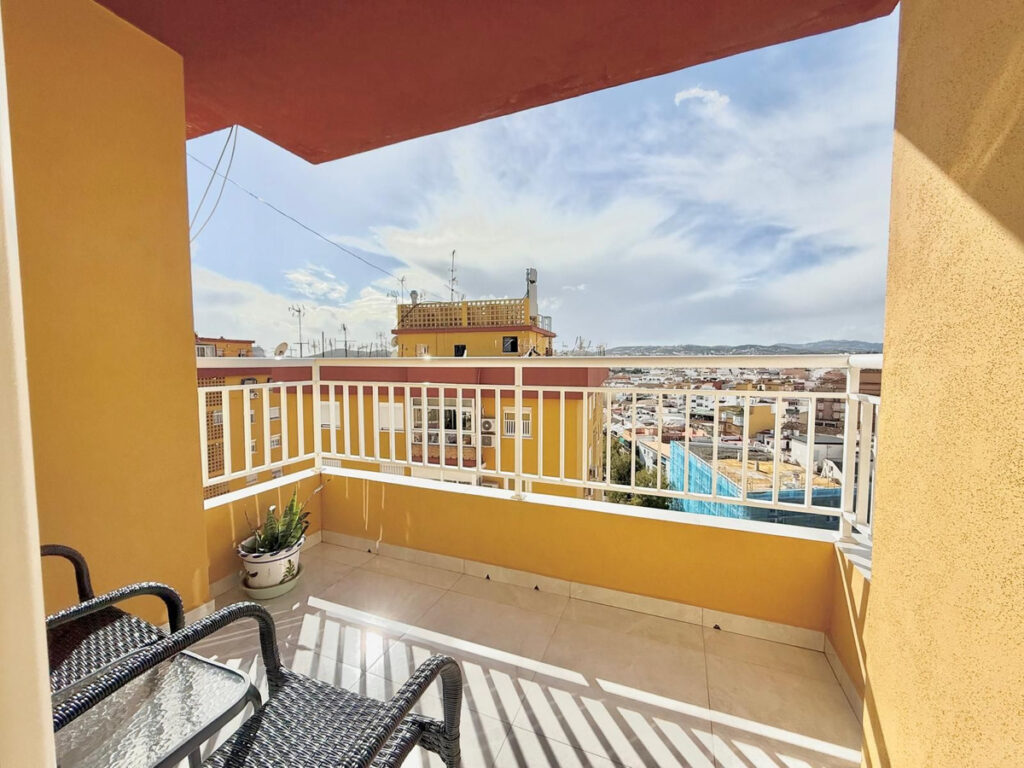 Top Floor Apartment Fuengirola