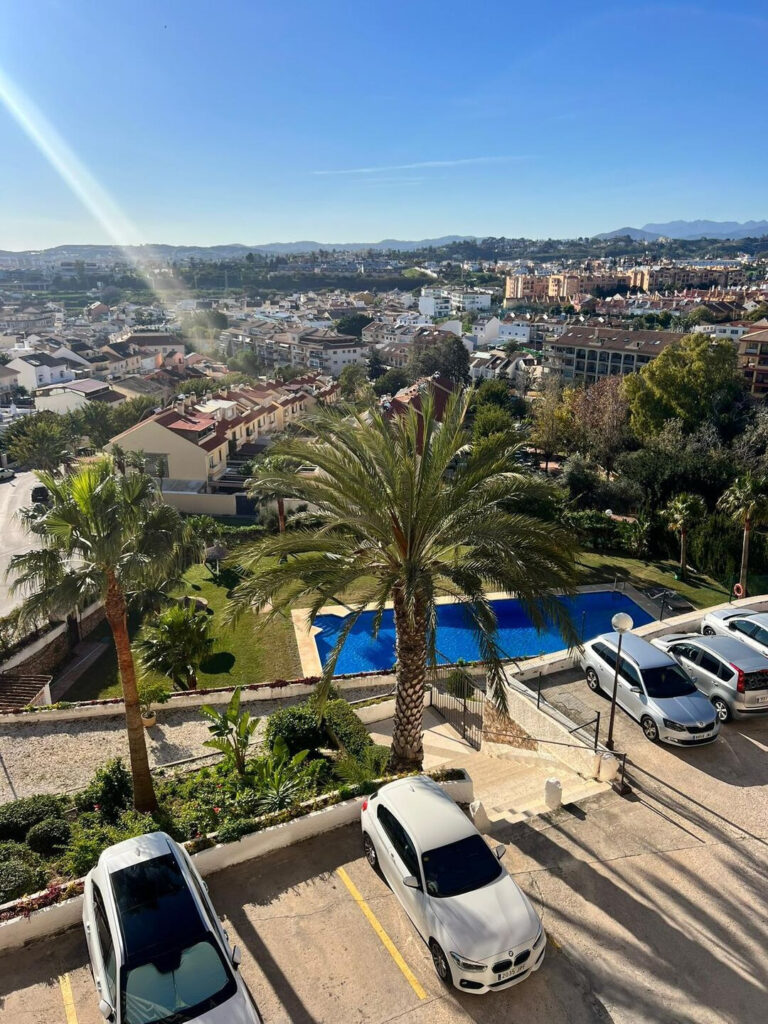 Middle Floor Apartment Fuengirola