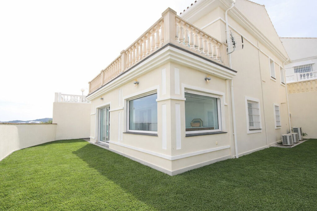 Detached Villa Cerros del Aguila