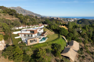 Detached Villa El Madroñal