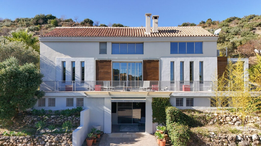 Detached Villa Monda