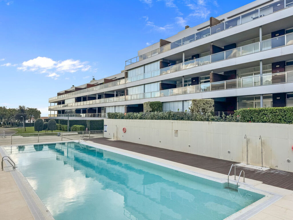 Middle Floor Apartment Manilva