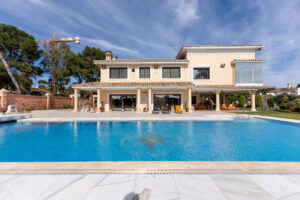 Detached Villa Los Monteros