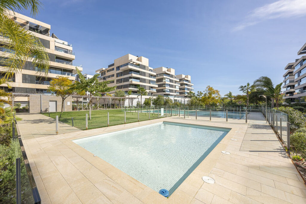 Middle Floor Apartment Málaga