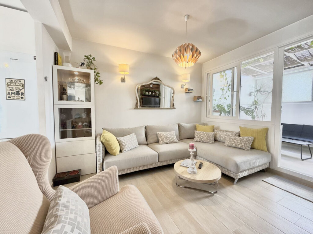 Middle Floor Apartment Fuengirola