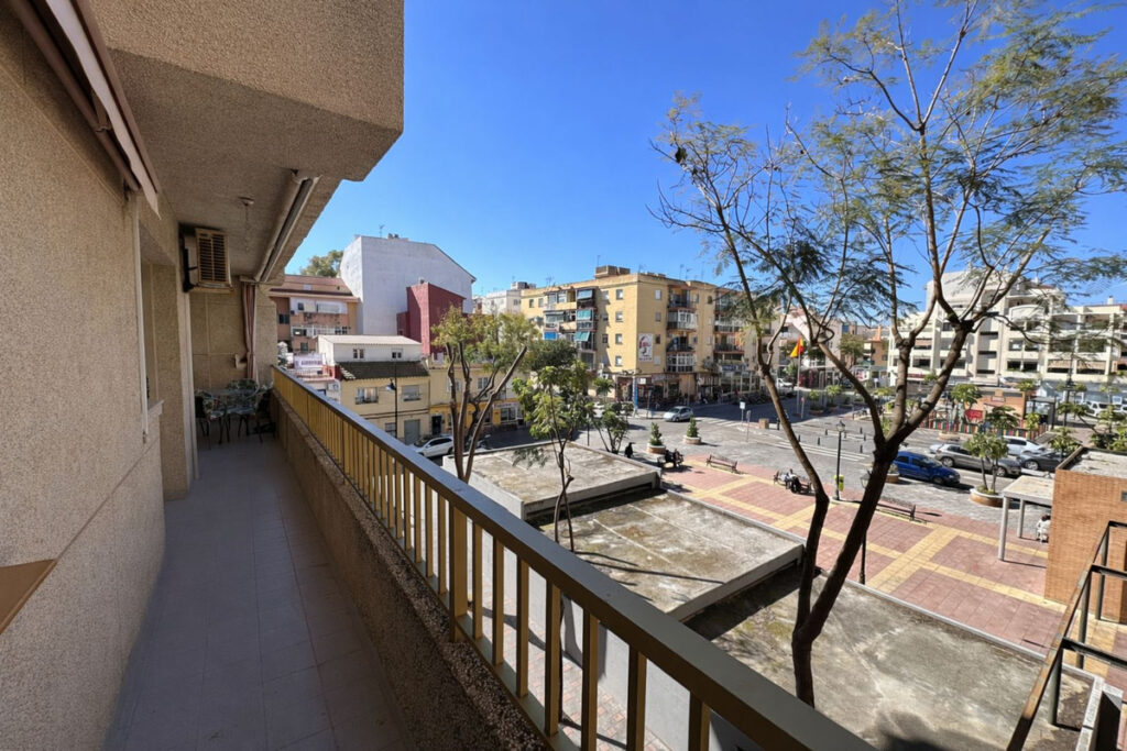 Middle Floor Apartment Fuengirola