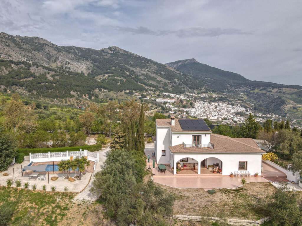 Detached Villa Casarabonela