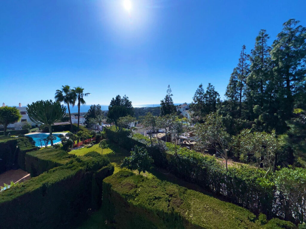 Middle Floor Apartment Calahonda