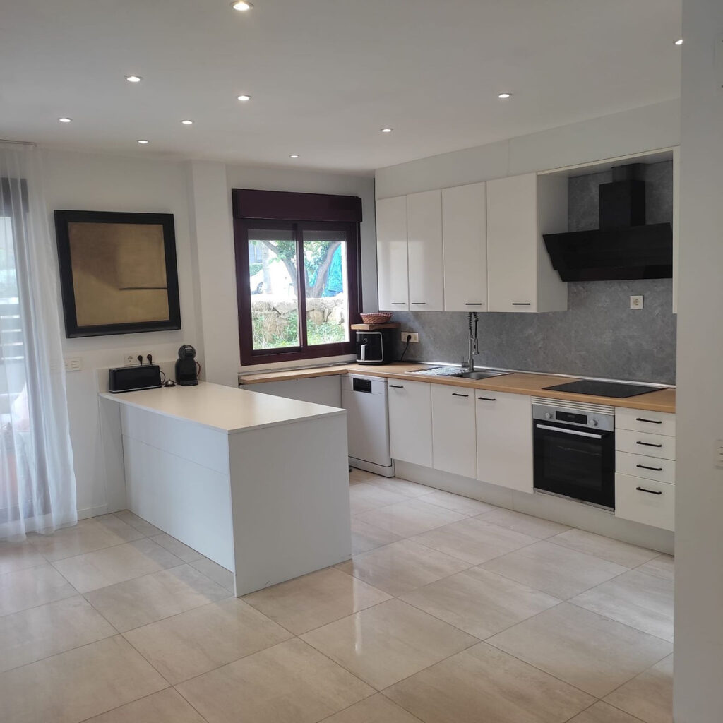 Detached Villa Selwo