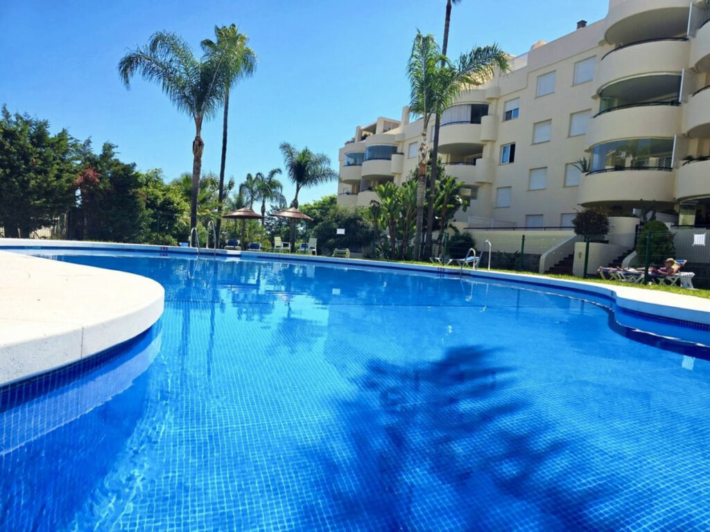 Middle Floor Apartment Marbella
