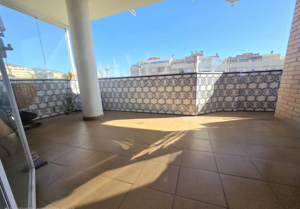 Middle Floor Apartment El Pinillo