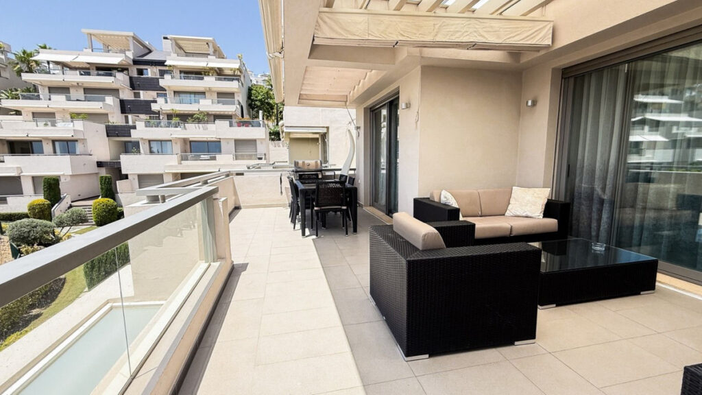 Middle Floor Apartment Atalaya