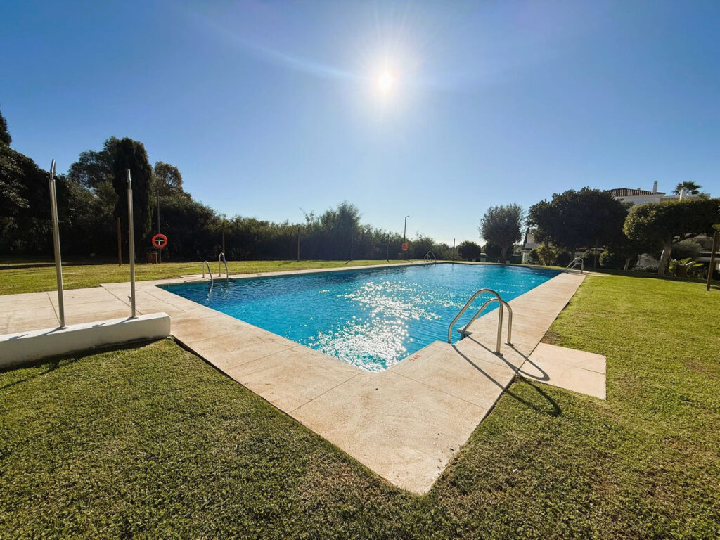 Middle Floor Apartment Río Real