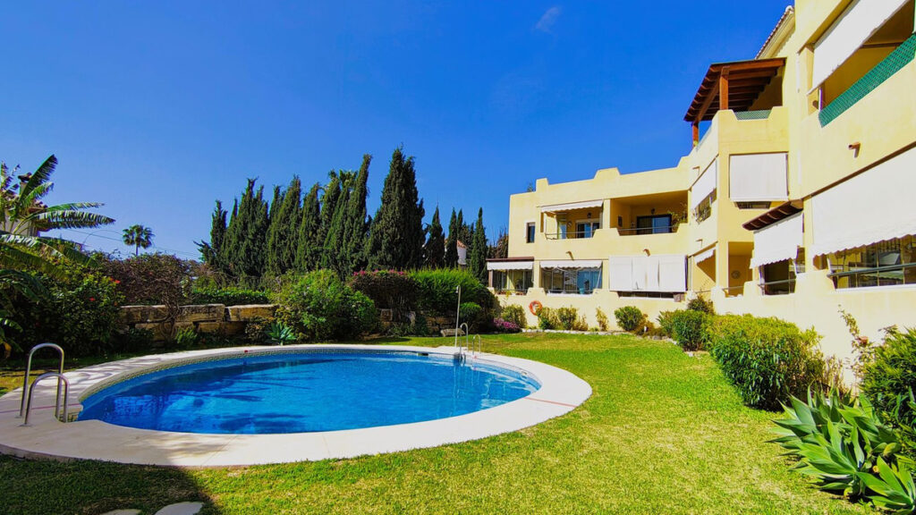 Middle Floor Apartment Marbella