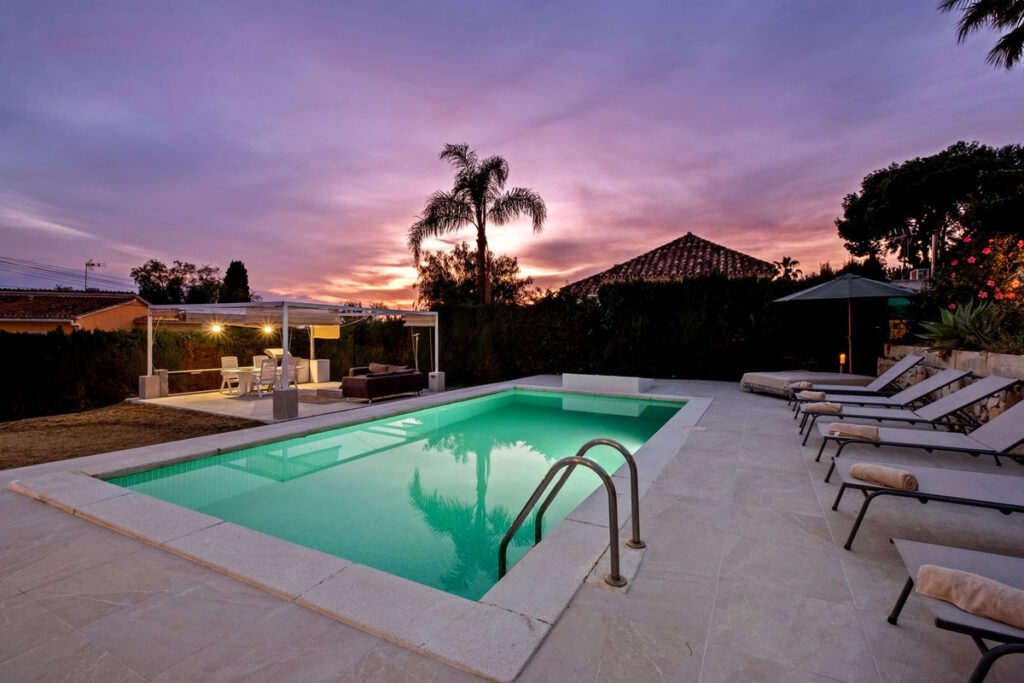 Detached Villa Elviria