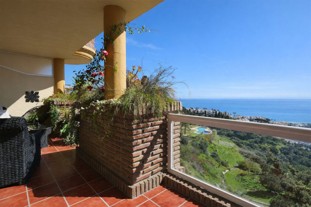 Middle Floor Apartment Calahonda