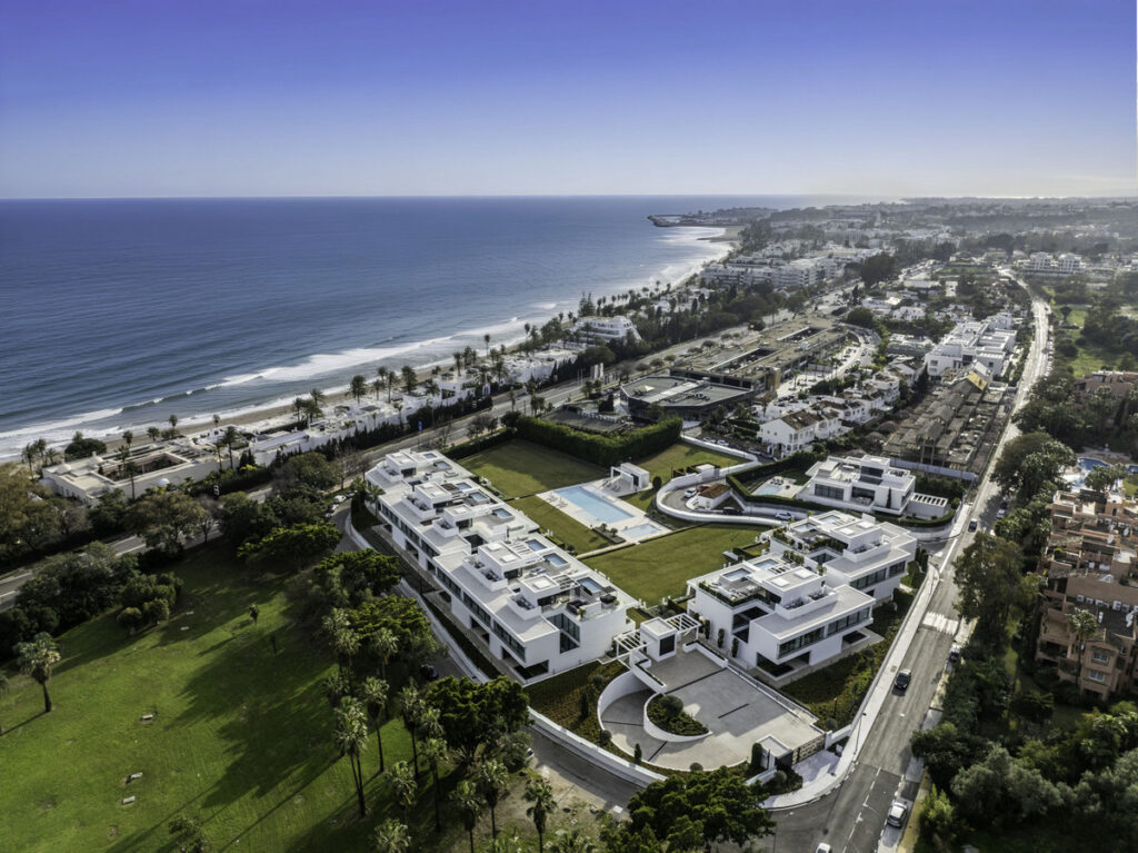 Semi-Detached House The Golden Mile
