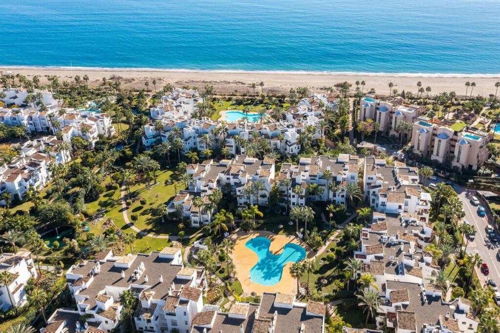 Middle Floor Apartment Costalita