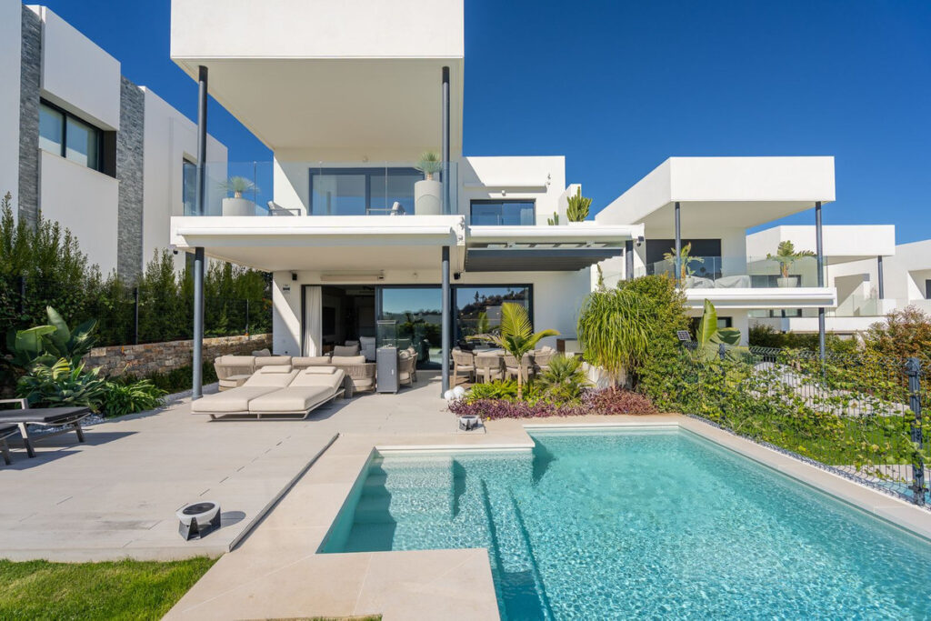 Semi-Detached House Santa Clara