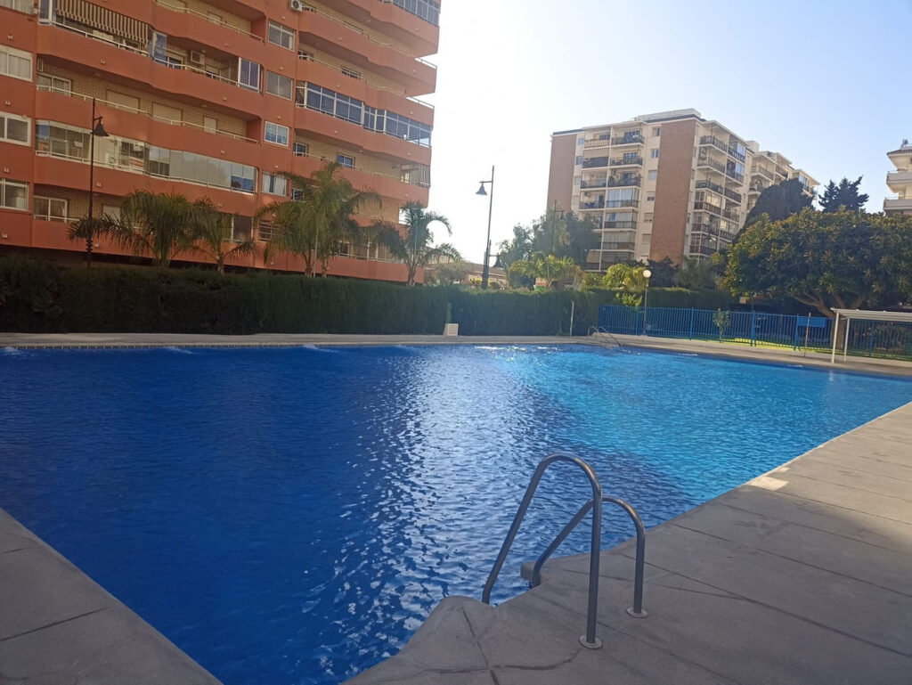 Middle Floor Apartment Fuengirola