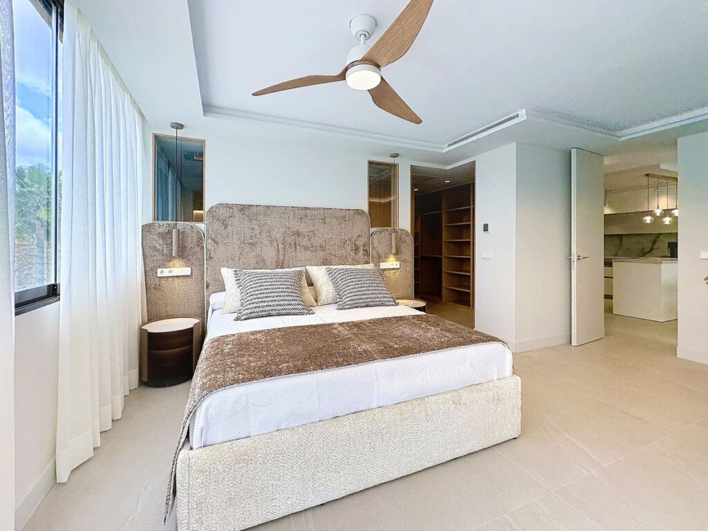 Middle Floor Apartment Estepona