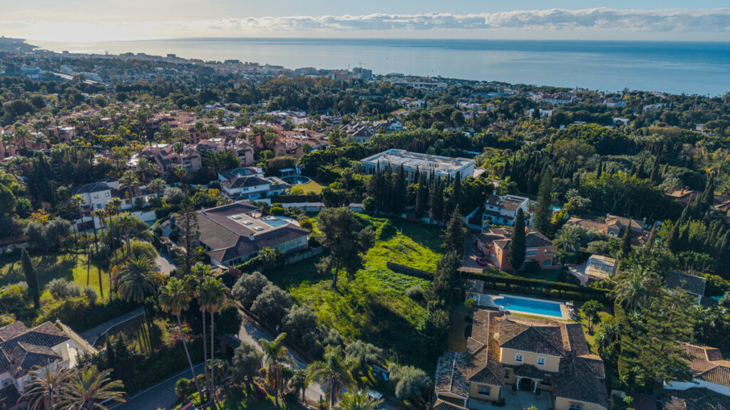 Land The Golden Mile