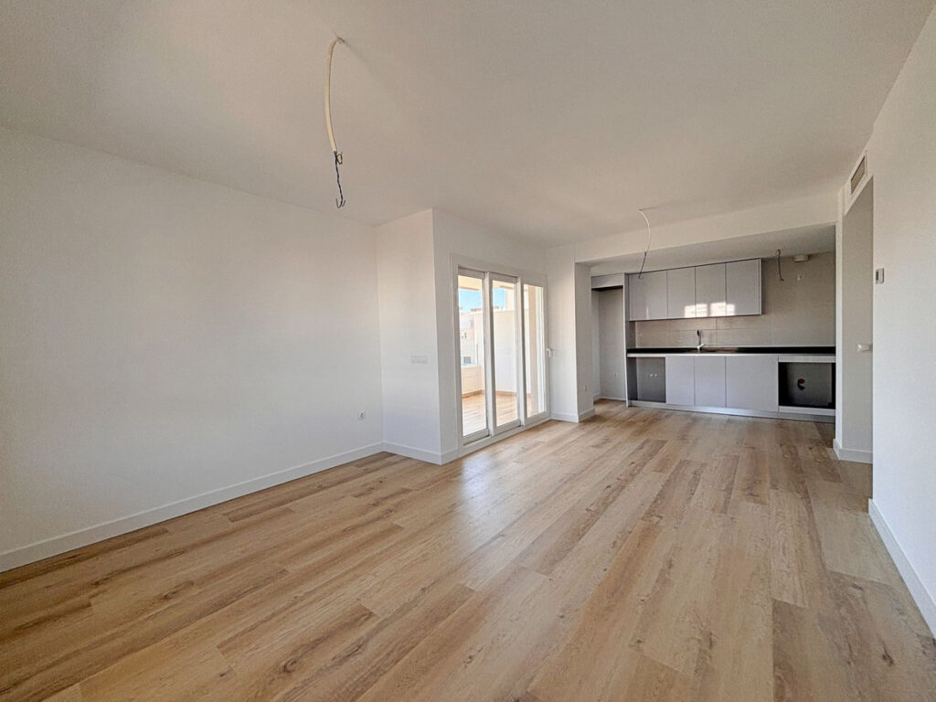 Middle Floor Apartment Nueva Andalucía