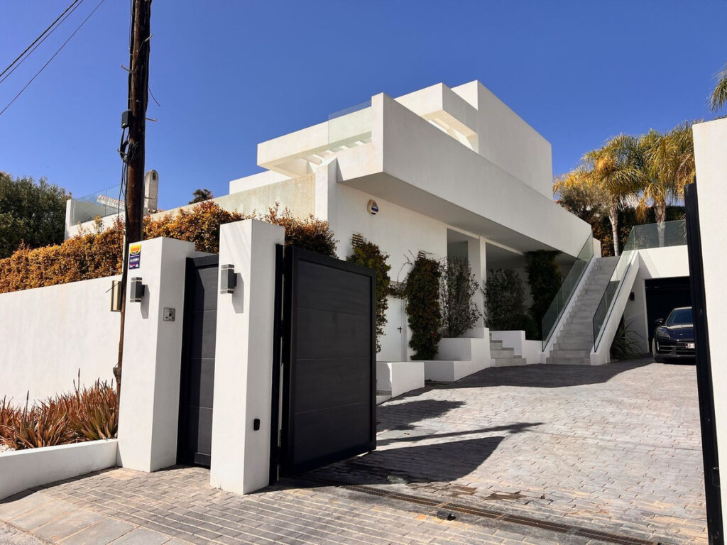 Detached Villa El Chaparral