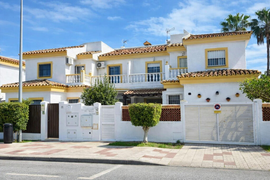 Semi-Detached House Guadalmar