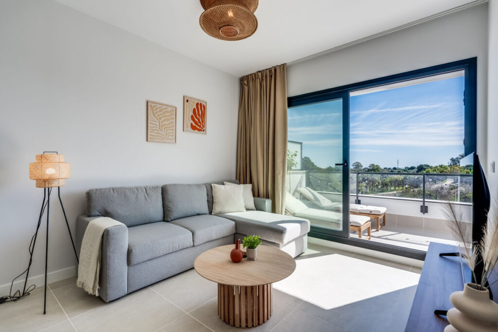 Middle Floor Apartment Estepona