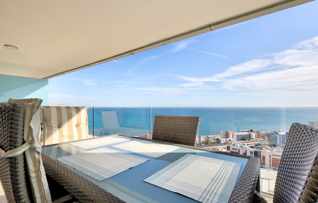 Middle Floor Apartment Fuengirola