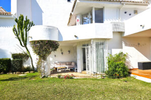 Apartment In Calahonda Mijas Costa