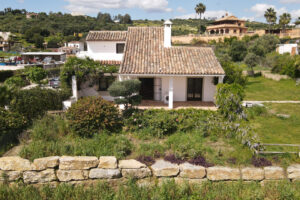 Spectacular Villa for Sale in Guadalobón, Valle Romano, Estepona, Close to the Marina