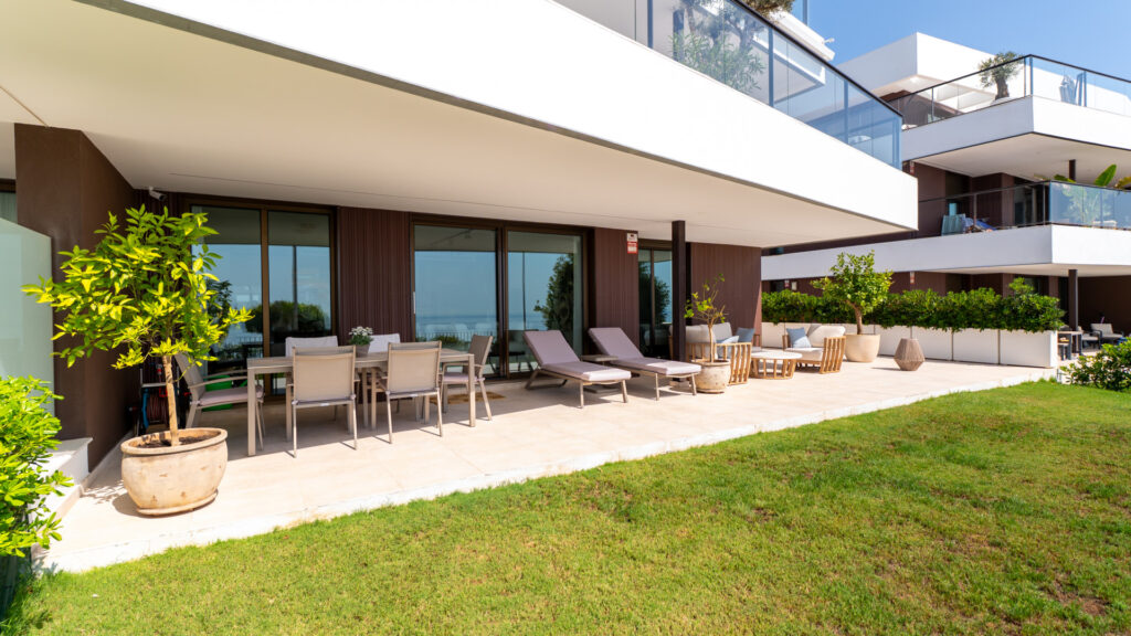 Luxury Ground Floor Apartment in La Sabina, Casares Costa In Camarate Golf