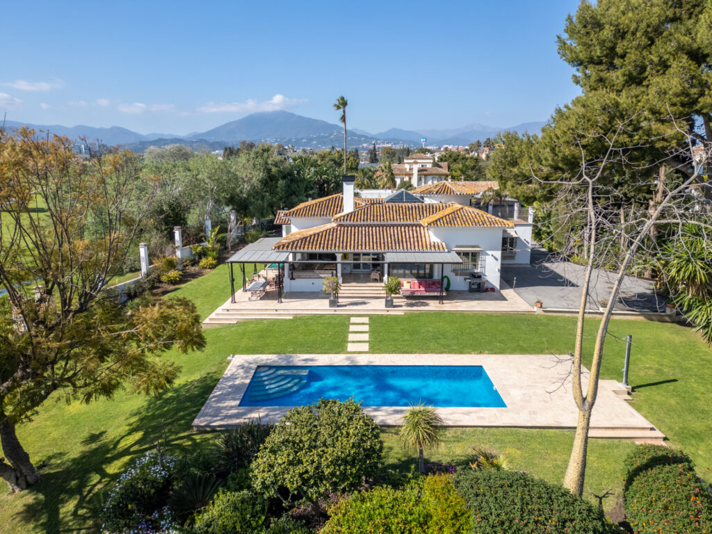 Villa Los Leones In San Pedro de Alcantara