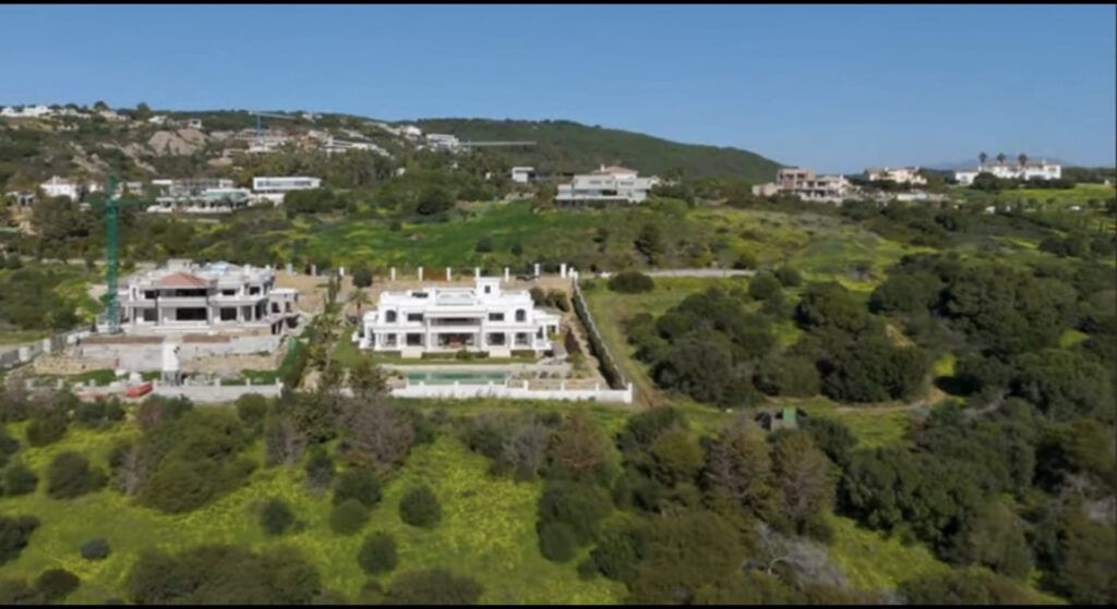 **Land for sale – in Luxury Sotogrande Reserve** In La Reserva