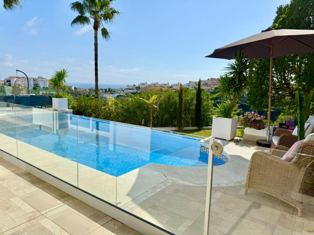 Beautifully renovated, south west facing three bedroom Villa located in Riviera del Sol, Mijas Costa with sea views In Riviera del Sol
