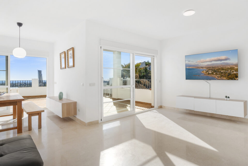 Semi-detached house in Benahavís In Benahavis