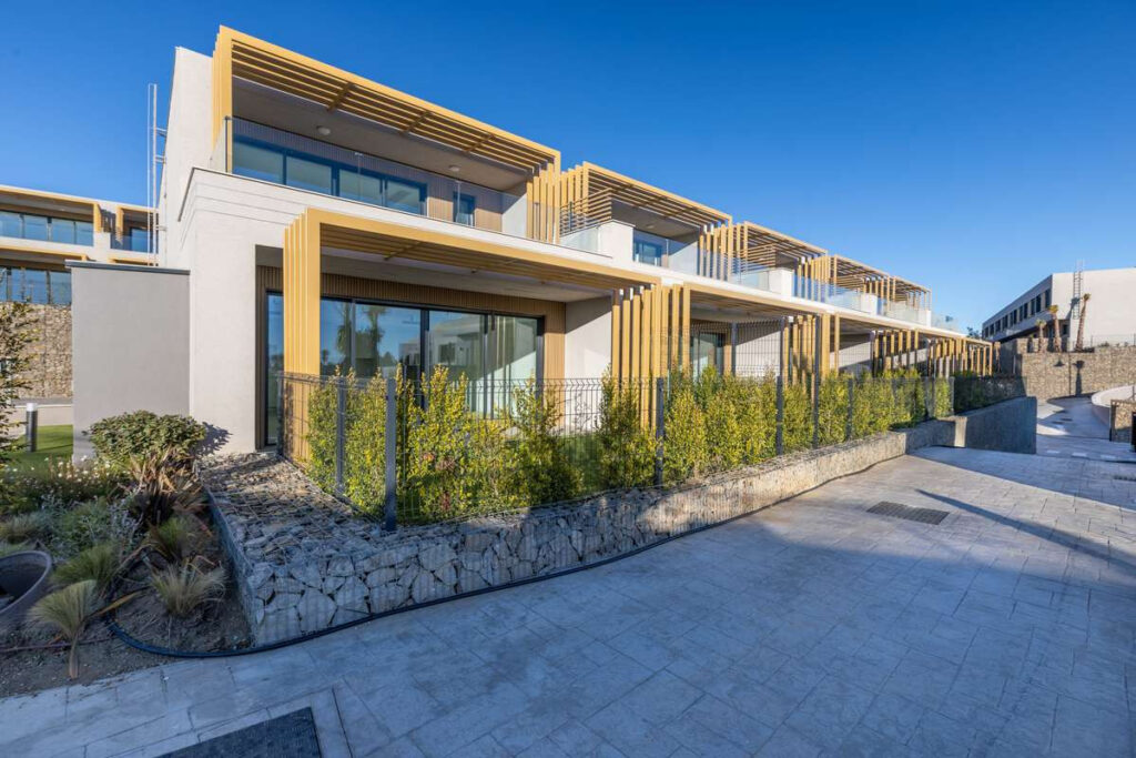 Nature, Golf & Coastal Living in El Chaparral In Mijas Costa