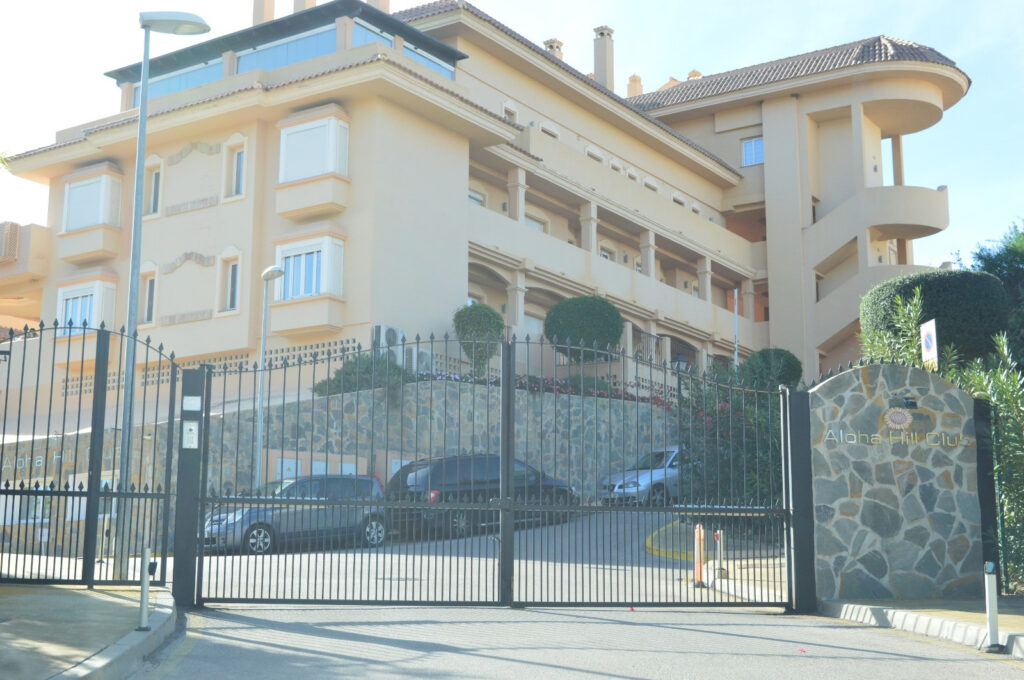 Aloha Hill Club In Aloha Hill Club