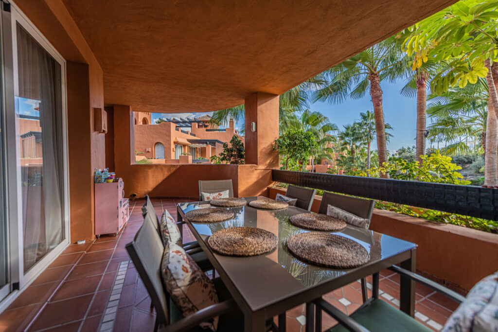 Middle Floor Apartment Nueva Andalucía