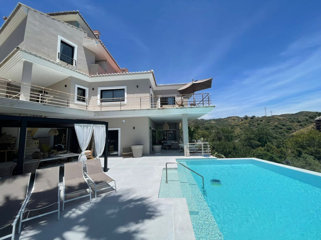 Villa In Elviria Marbella Este Marbella