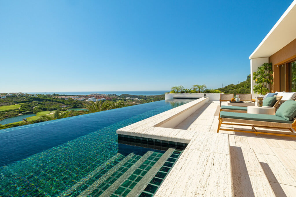 Detached Villa Casares