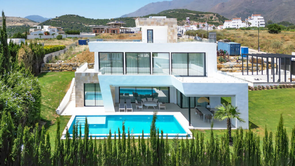 Detached Villa Valle Romano