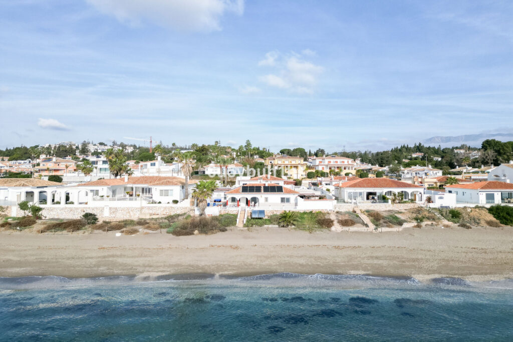 Detached Villa El Chaparral